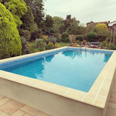 above ground pool